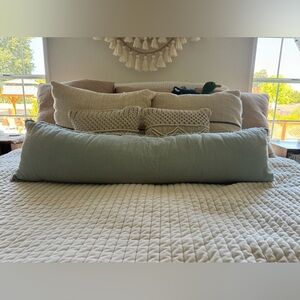 Green casaluna long pillow linen